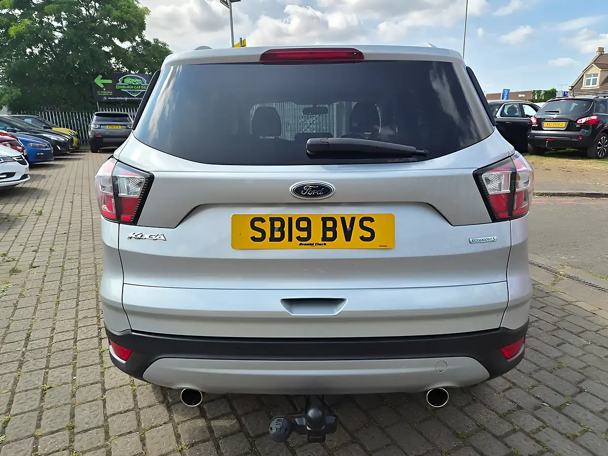 Used 2019 Ford Kuga Zetec Silver - Interior and Exterior details 5