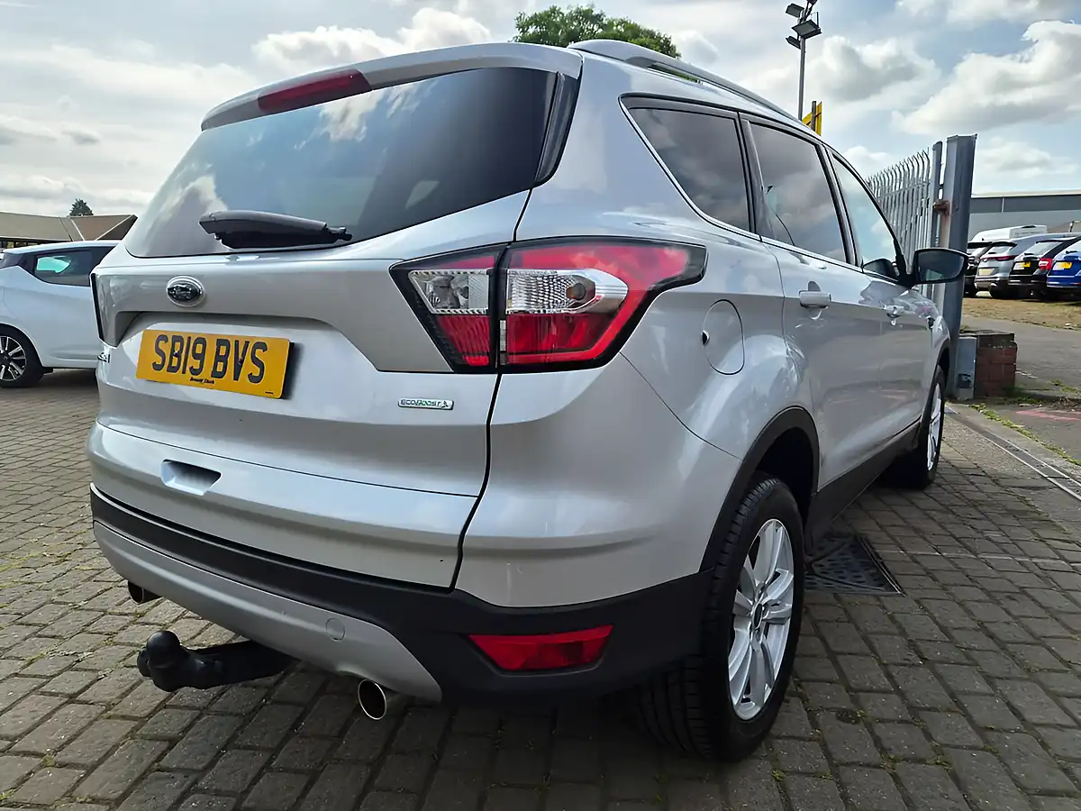 Used 2019 Ford Kuga Zetec Silver - Interior and Exterior details 6