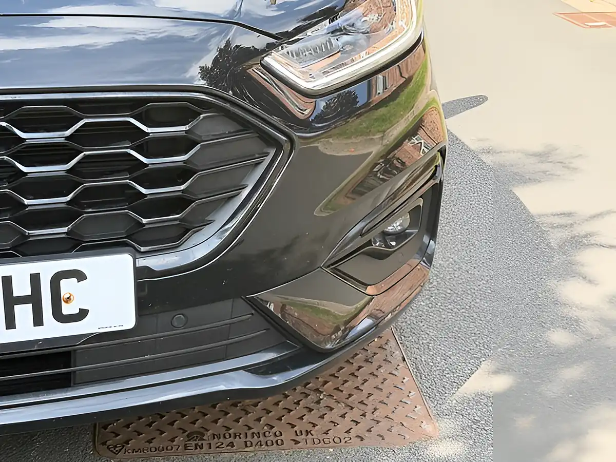 Used 2019 Ford Mondeo ST-Line Edition Black - Interior and Exterior details 17
