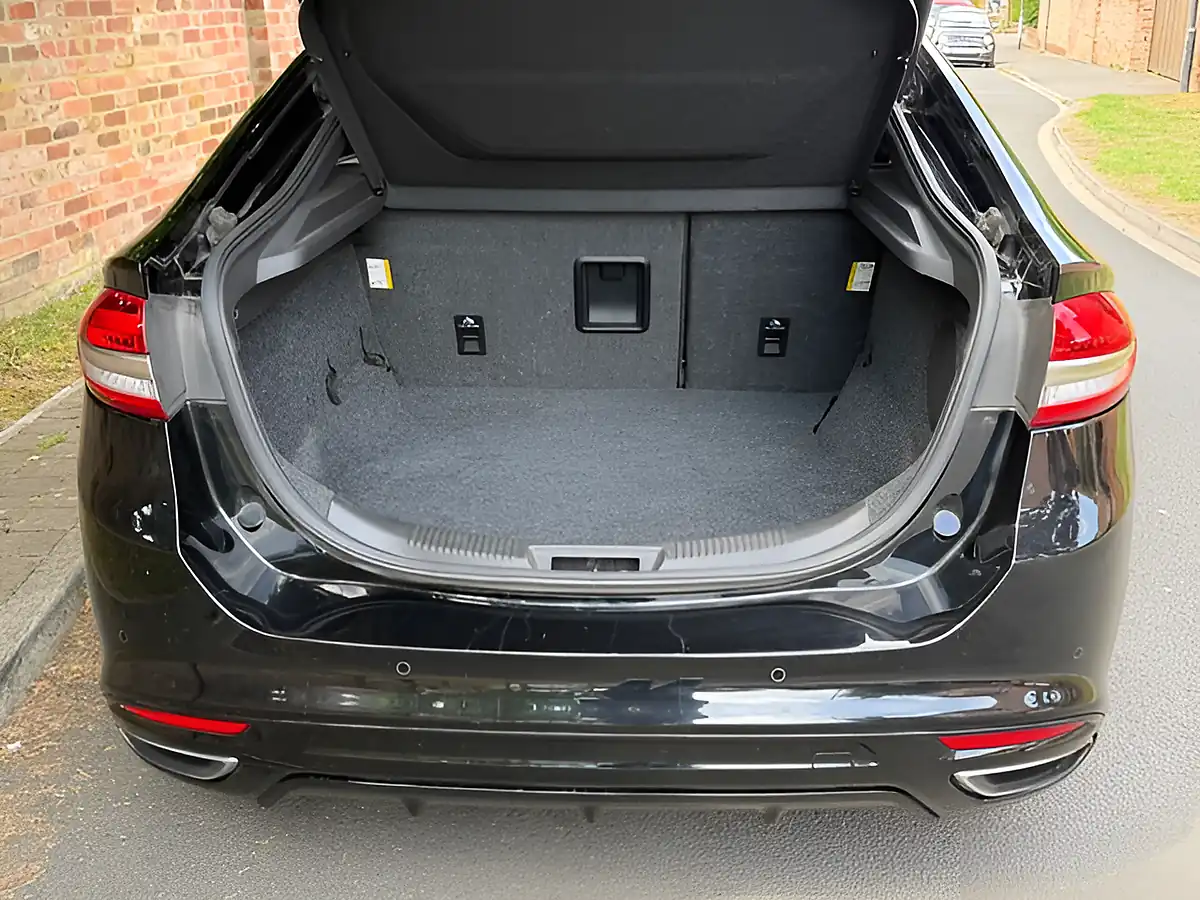Used 2019 Ford Mondeo ST-Line Edition Black - Interior and Exterior details 18