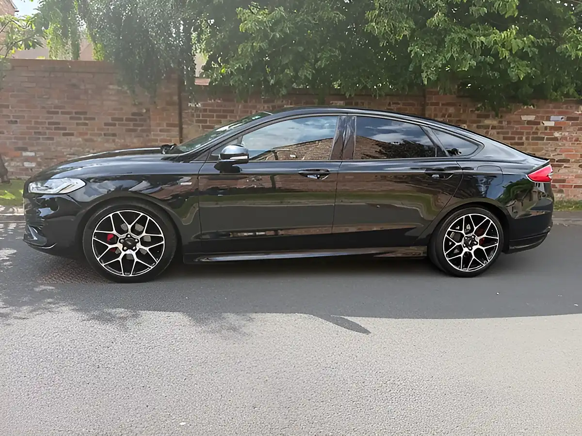 Used 2019 Ford Mondeo ST-Line Edition Black - Interior and Exterior details 9