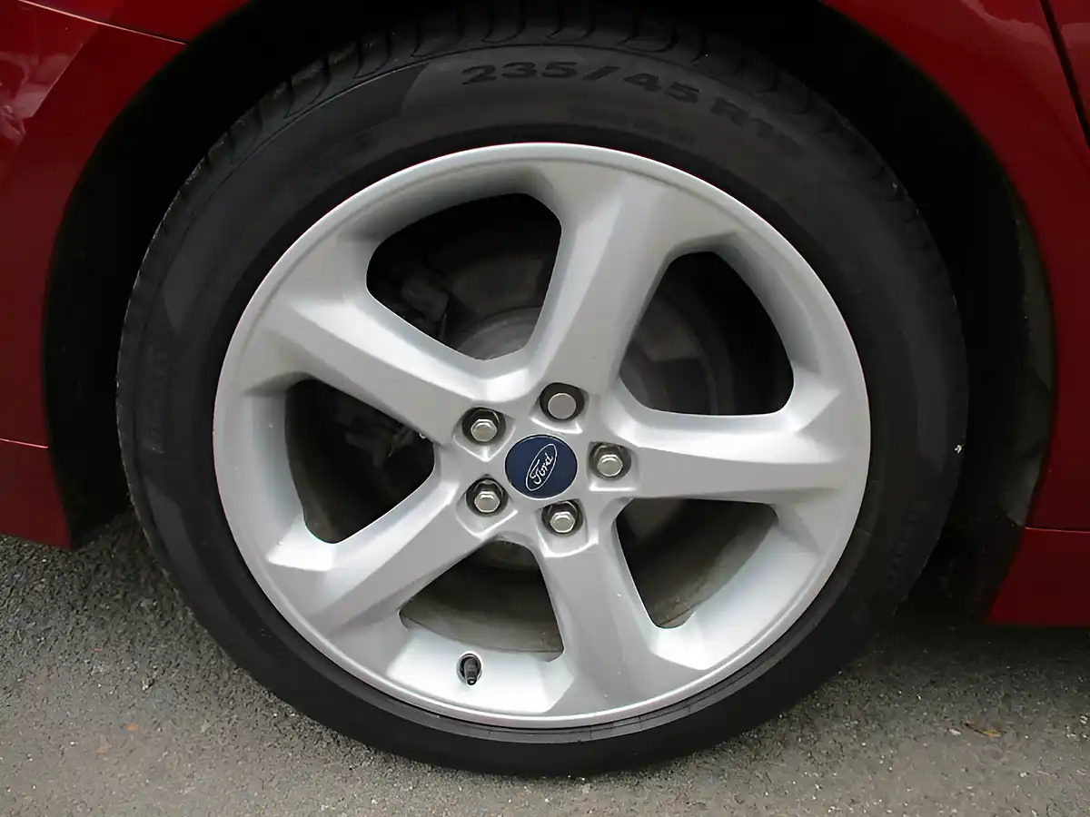 Used 2019 Ford Mondeo Titanium Edition Red - Interior and Exterior details 13