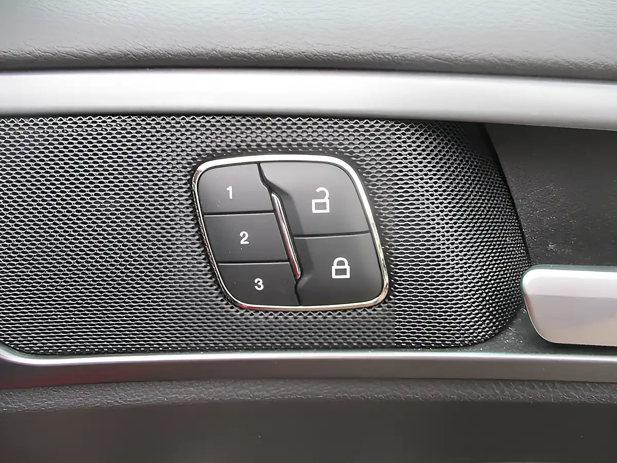 Used 2019 Ford Mondeo Titanium Edition Red - Interior and Exterior details 17