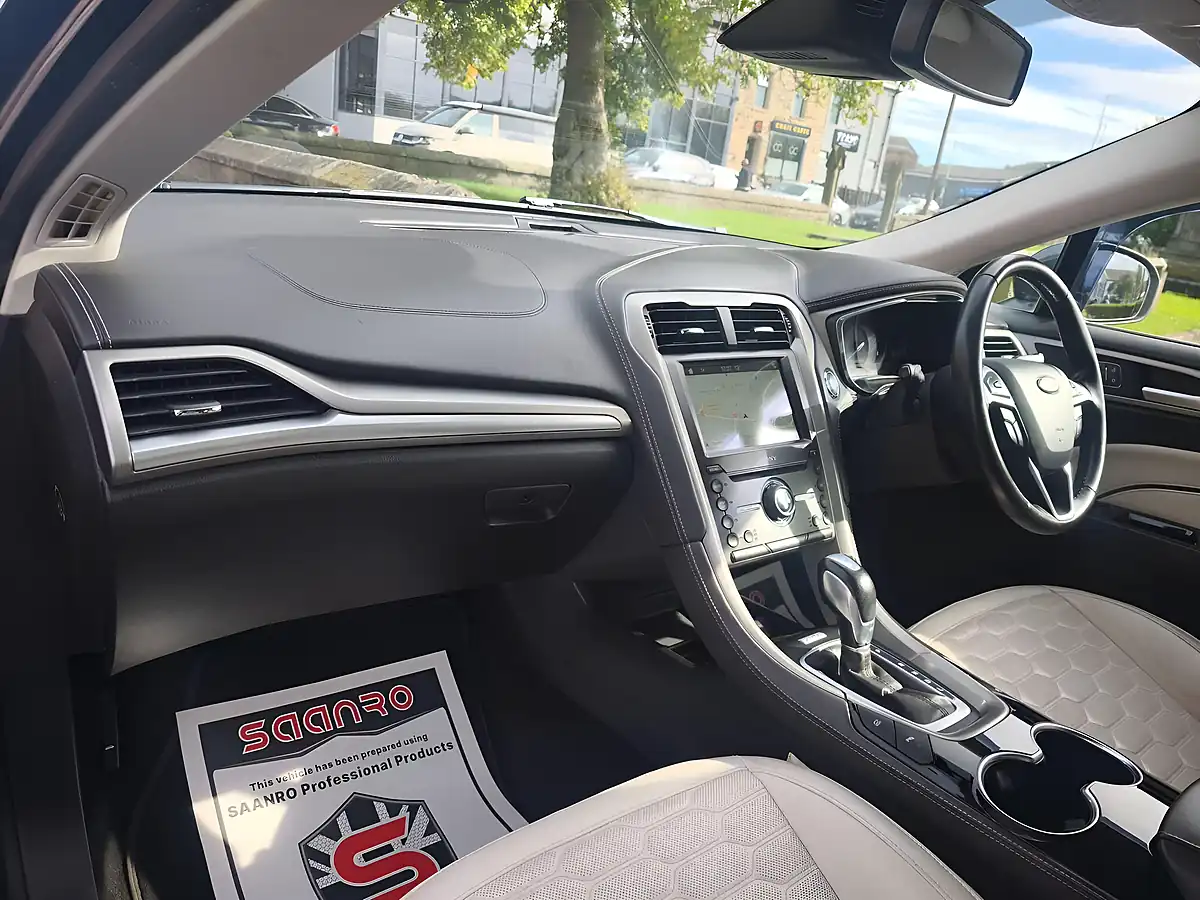 Used 2019 Ford Mondeo Vignale Grey - Interior and Exterior details 10