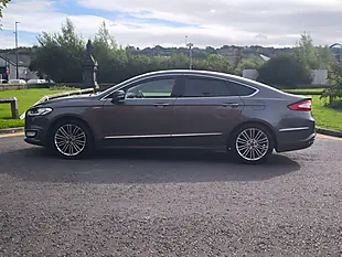 Used 2019 Ford Mondeo Vignale Grey - Interior and Exterior details 17