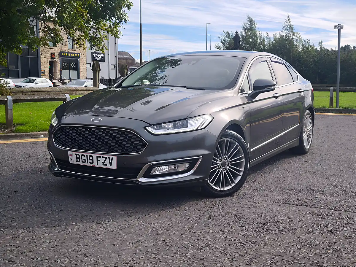 Used 2019 Ford Mondeo Vignale Grey - Interior and Exterior details 2