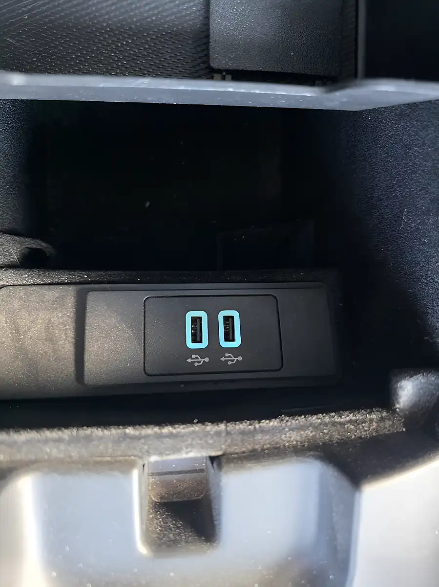 Used 2019 Ford Mondeo Zetec Edition White - Interior and Exterior details 12