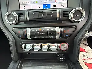 Used 2019 Ford Mustang Fastback Green - Interior and Exterior details 19