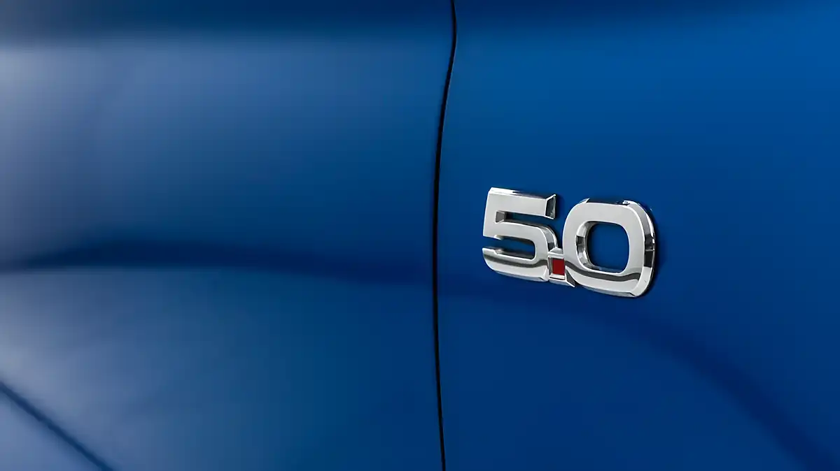 Used 2019 Ford Mustang GT Blue - Interior and Exterior details 5