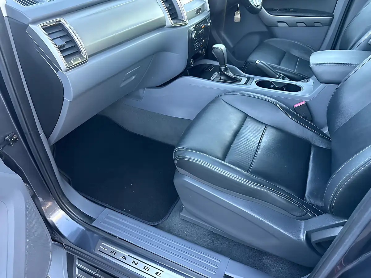 Used 2019 Ford Ranger Limited 1 Grey - Interior and Exterior details 11