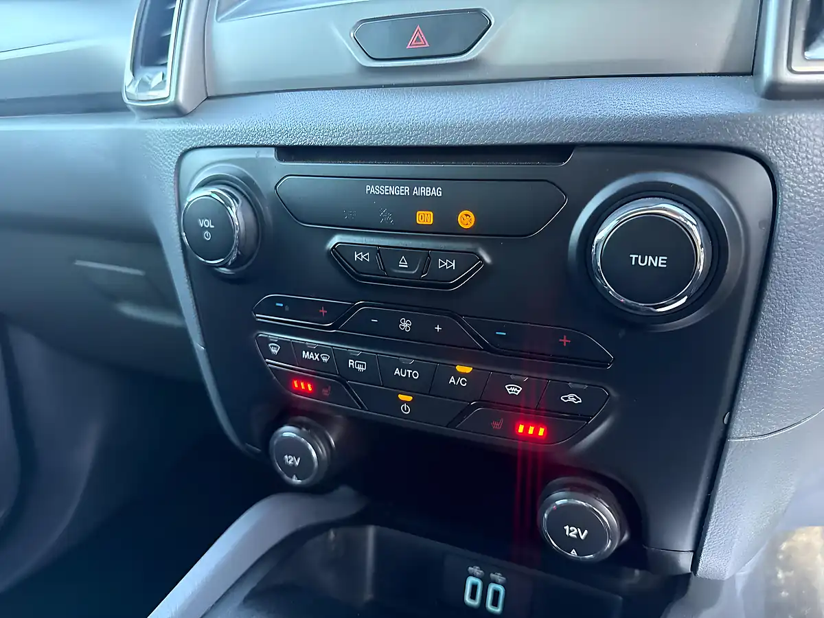 Used 2019 Ford Ranger Limited 1 Grey - Interior and Exterior details 18