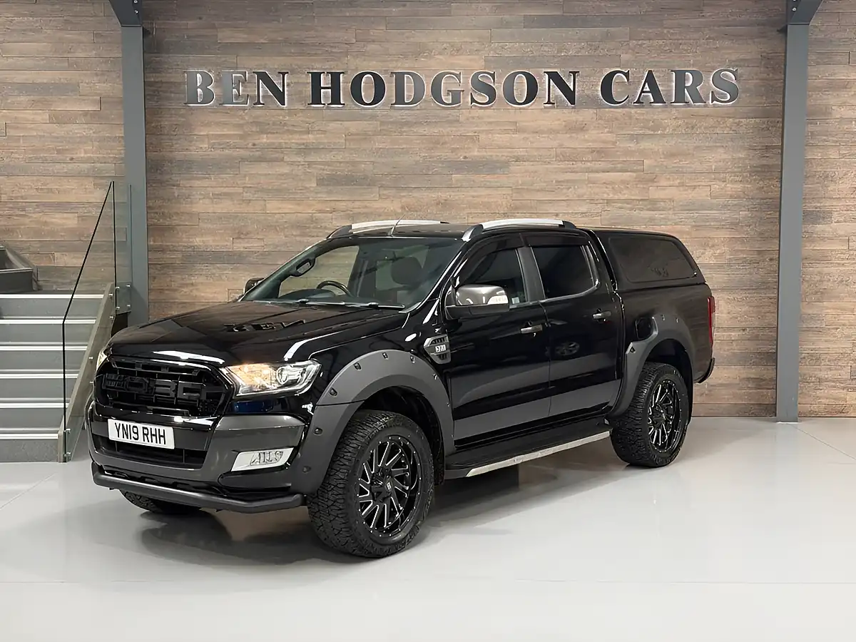 Used 2019 Ford Ranger Wildtrak Black - Front View