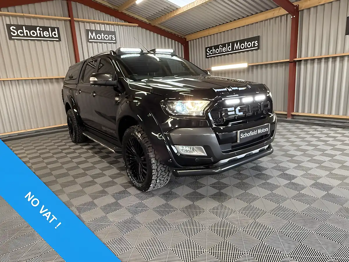 Used 2019 Ford Ranger Wildtrak Black - Front View