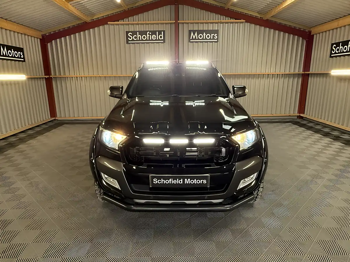 Used 2019 Ford Ranger Wildtrak Black - Interior and Exterior details 17