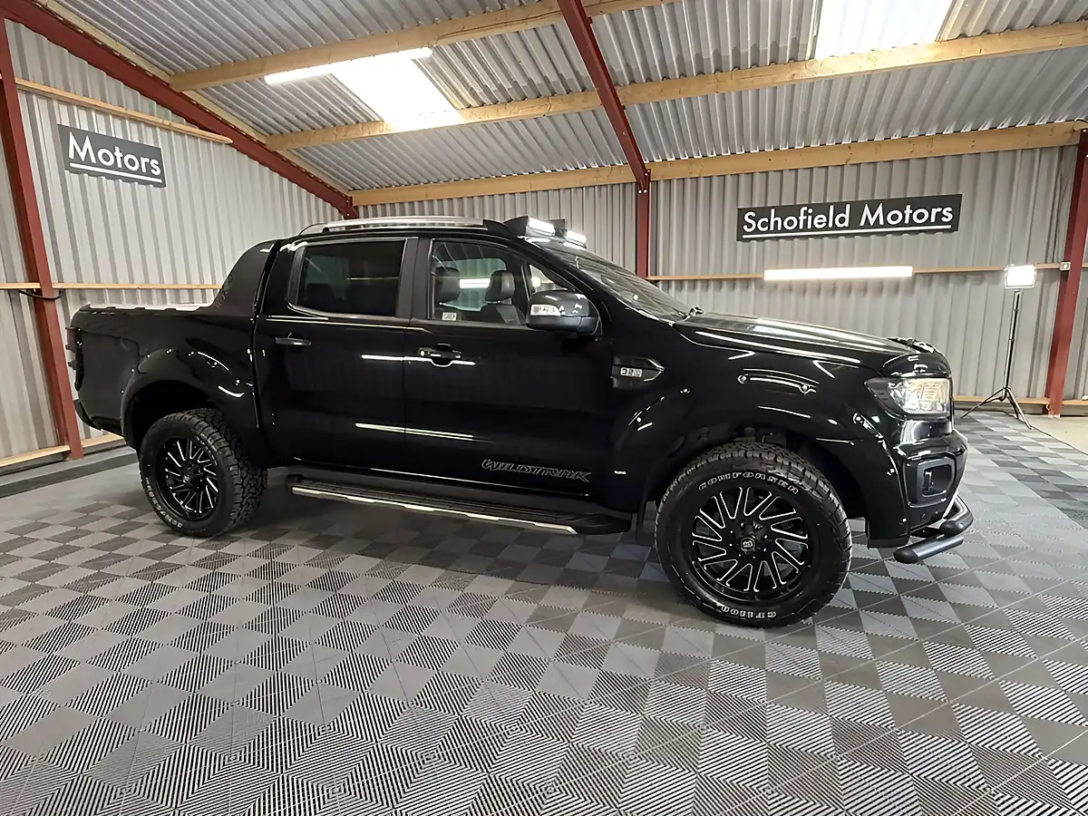Used 2019 Ford Ranger Wildtrak Black - Interior and Exterior details 20