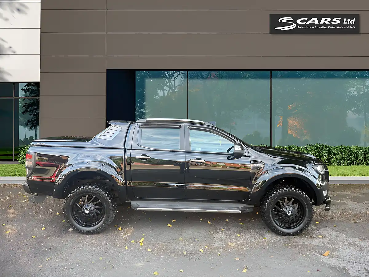Used 2019 Ford Ranger Wildtrak Black - Interior and Exterior details 3