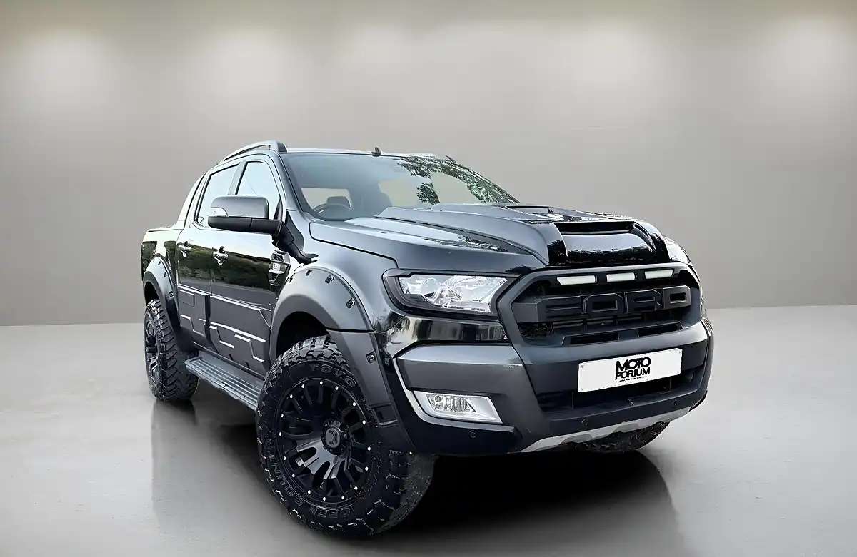 Used 2019 Ford Ranger Wildtrak Black - Front View