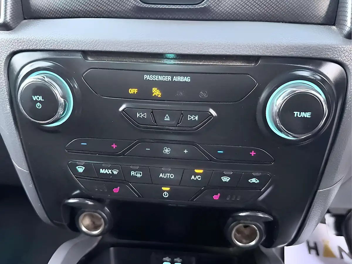 Used 2019 Ford Ranger Wildtrak Black - Interior and Exterior details 13