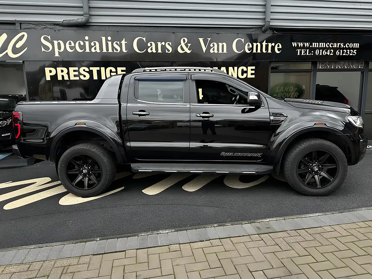 Used 2019 Ford Ranger Wildtrak Black - Interior and Exterior details 5
