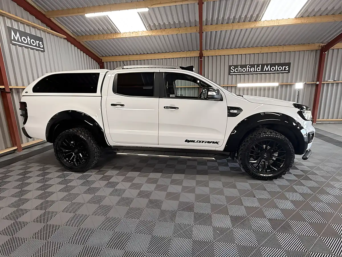 Used 2019 Ford Ranger Wildtrak Frozen White - Interior and Exterior details 12