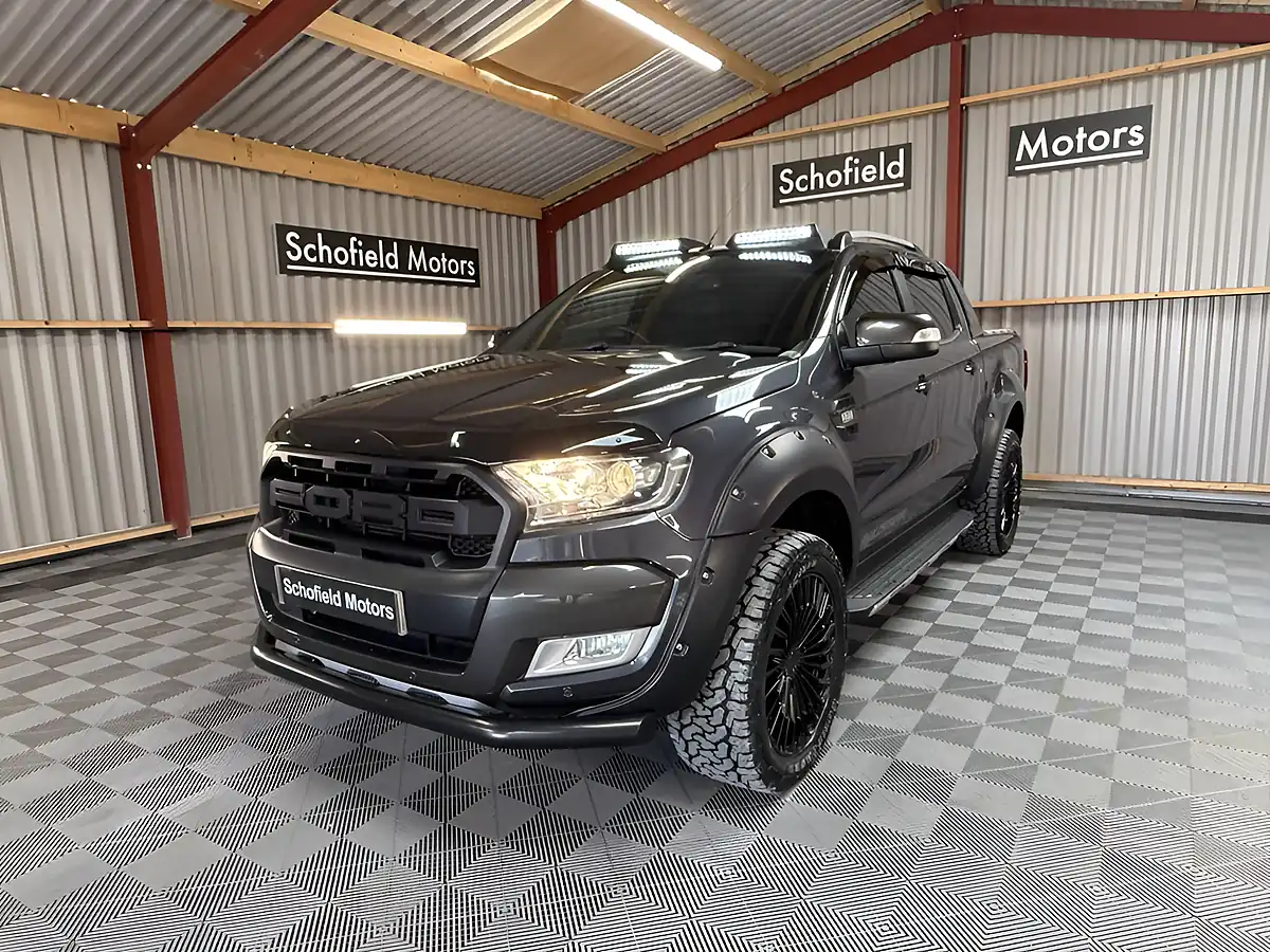 Used 2019 Ford Ranger Wildtrak Grey - Interior and Exterior details 11