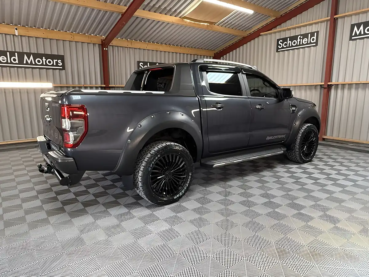 Used 2019 Ford Ranger Wildtrak Grey - Interior and Exterior details 16