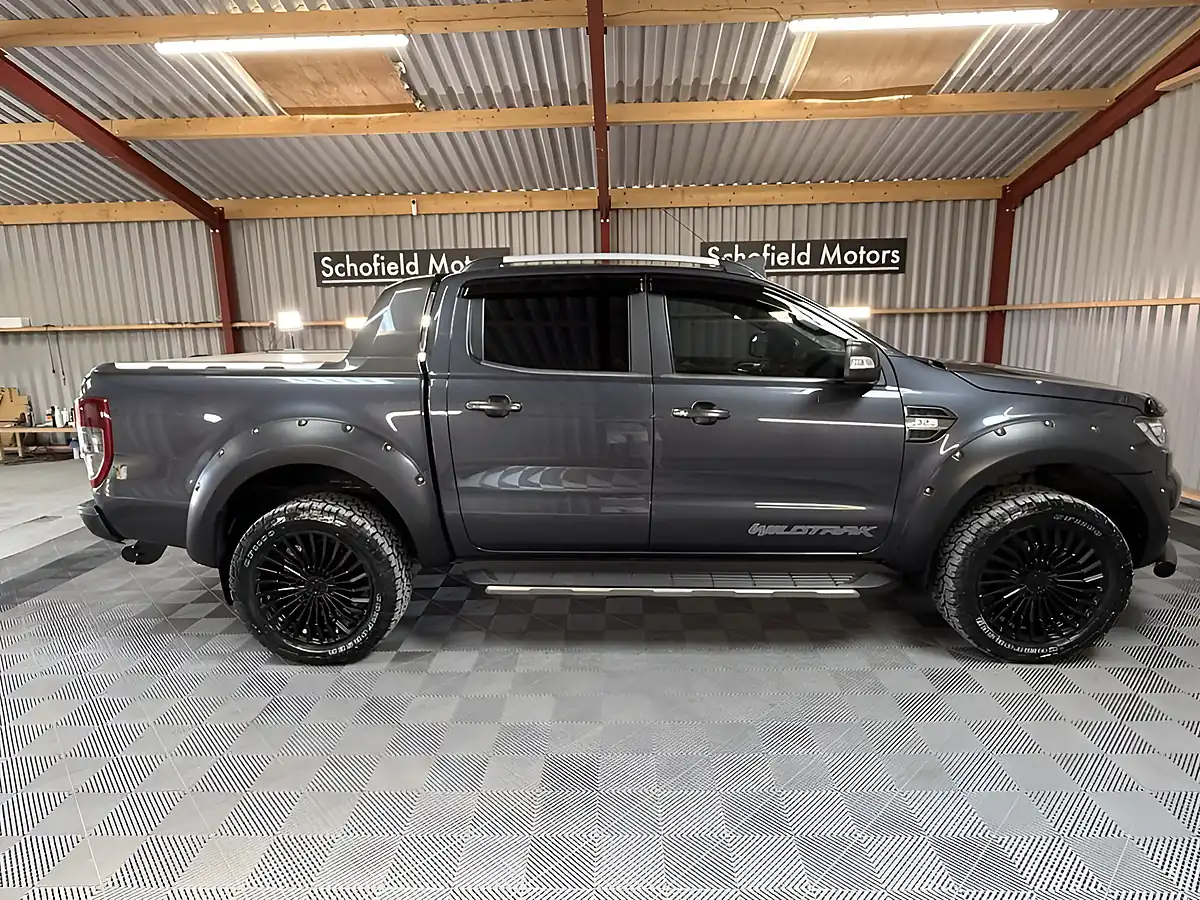 Used 2019 Ford Ranger Wildtrak Grey - Interior and Exterior details 18