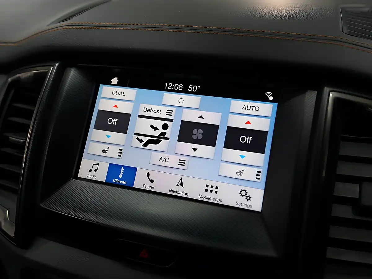 Used 2019 Ford Ranger Wildtrak Moondust Silver - Interior and Exterior details 17