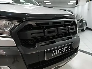 Used 2019 Ford Ranger Wildtrak Moondust Silver - Interior and Exterior details 4