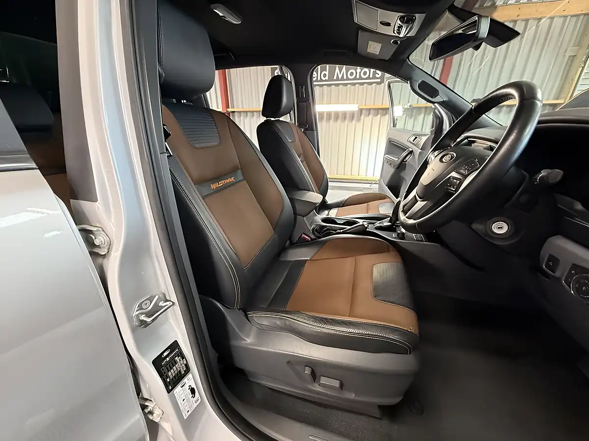 Used 2019 Ford Ranger Wildtrak Silver - Interior and Exterior details 13