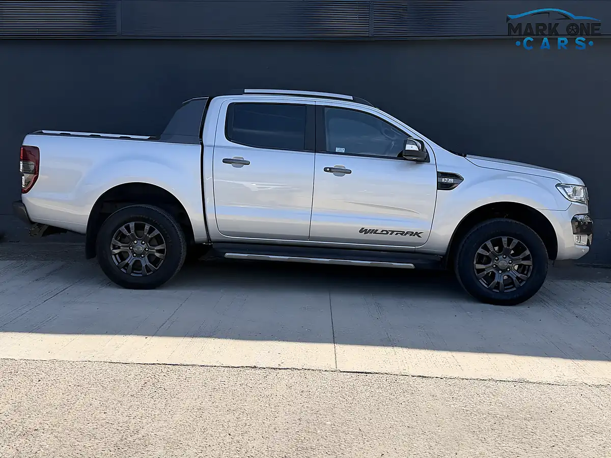 Used 2019 Ford Ranger Wildtrak Silver - Interior and Exterior details 6