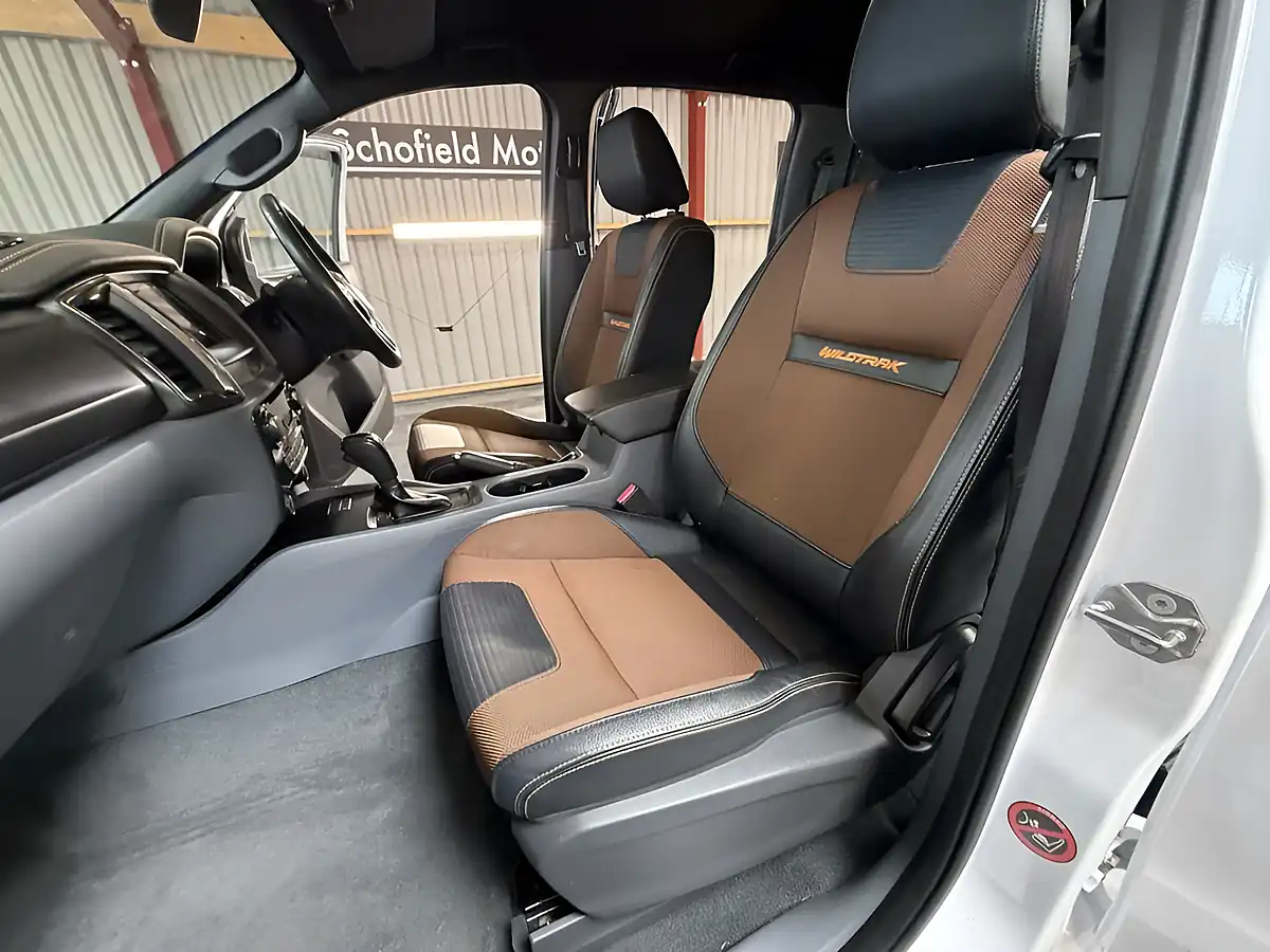 Used 2019 Ford Ranger Wildtrak White - Interior and Exterior details 11