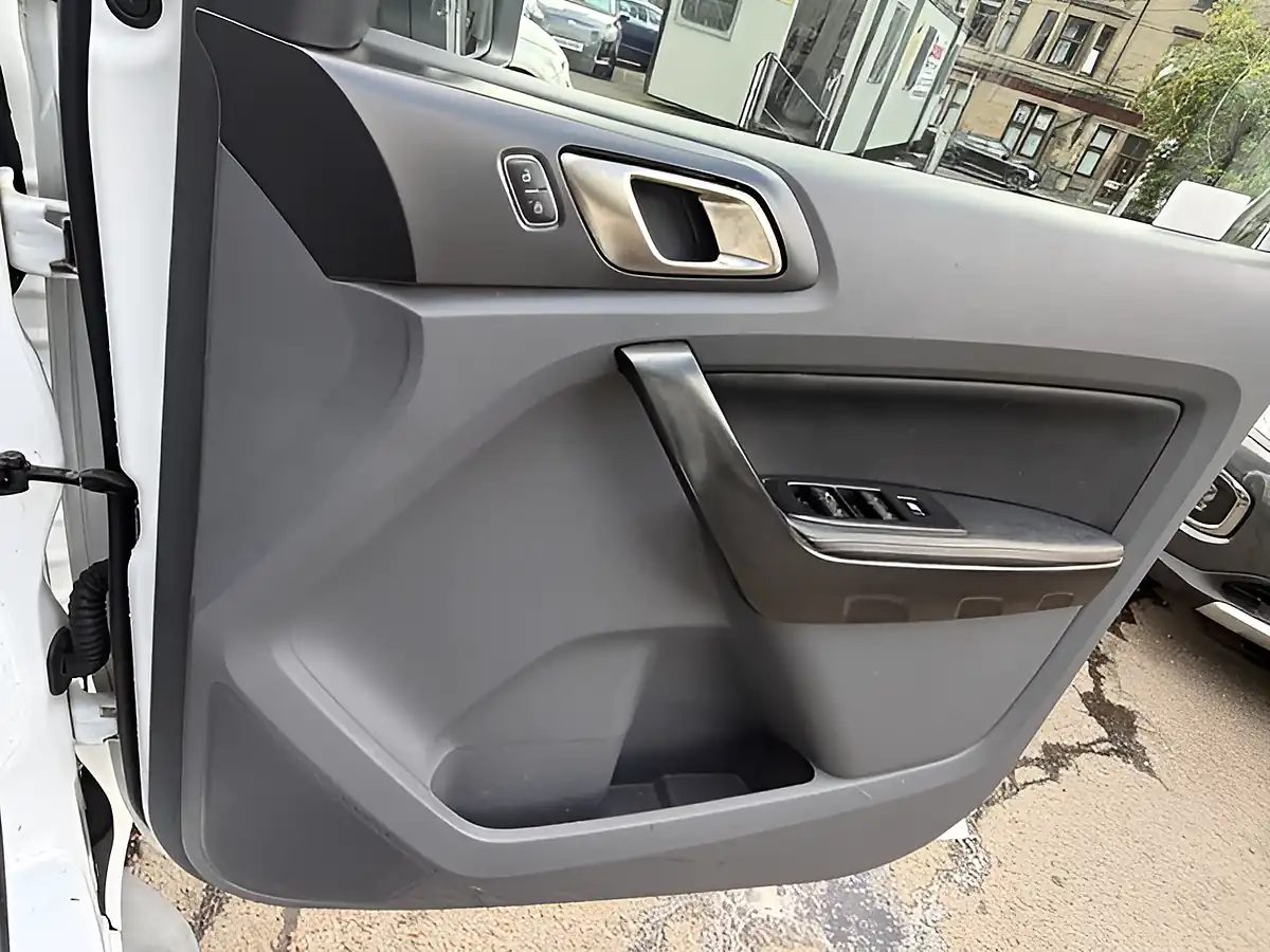 Used 2019 Ford Ranger Wildtrak White - Interior and Exterior details 19