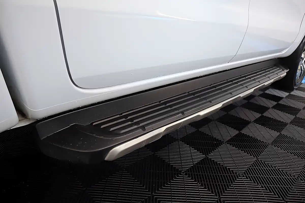Used 2019 Ford Ranger Wildtrak White - Interior and Exterior details 19