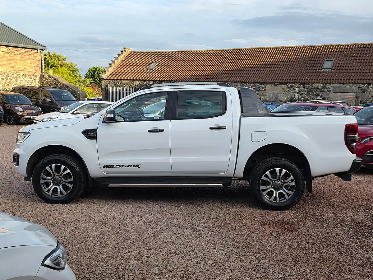 Used 2019 Ford Ranger Wildtrak White - Interior and Exterior details 13