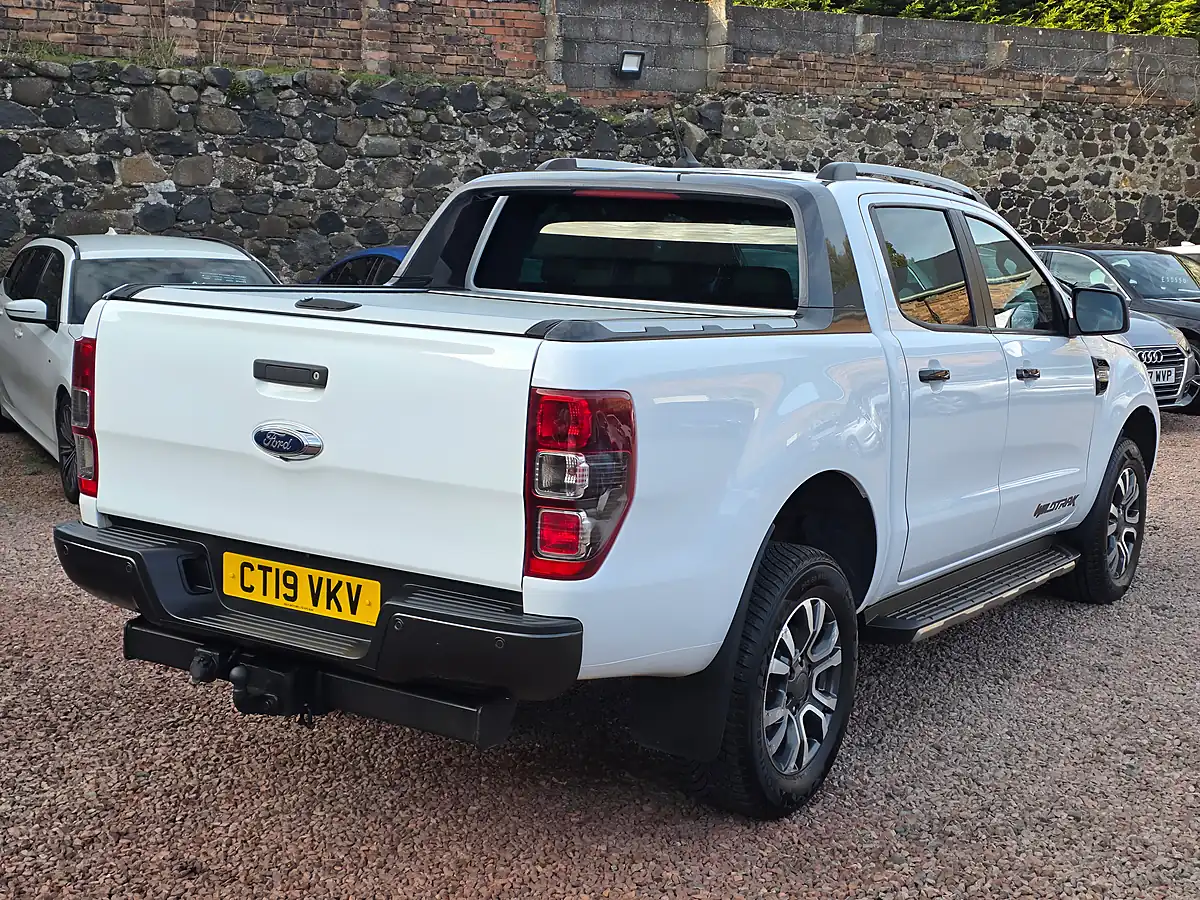 Used 2019 Ford Ranger Wildtrak White - Interior and Exterior details 17