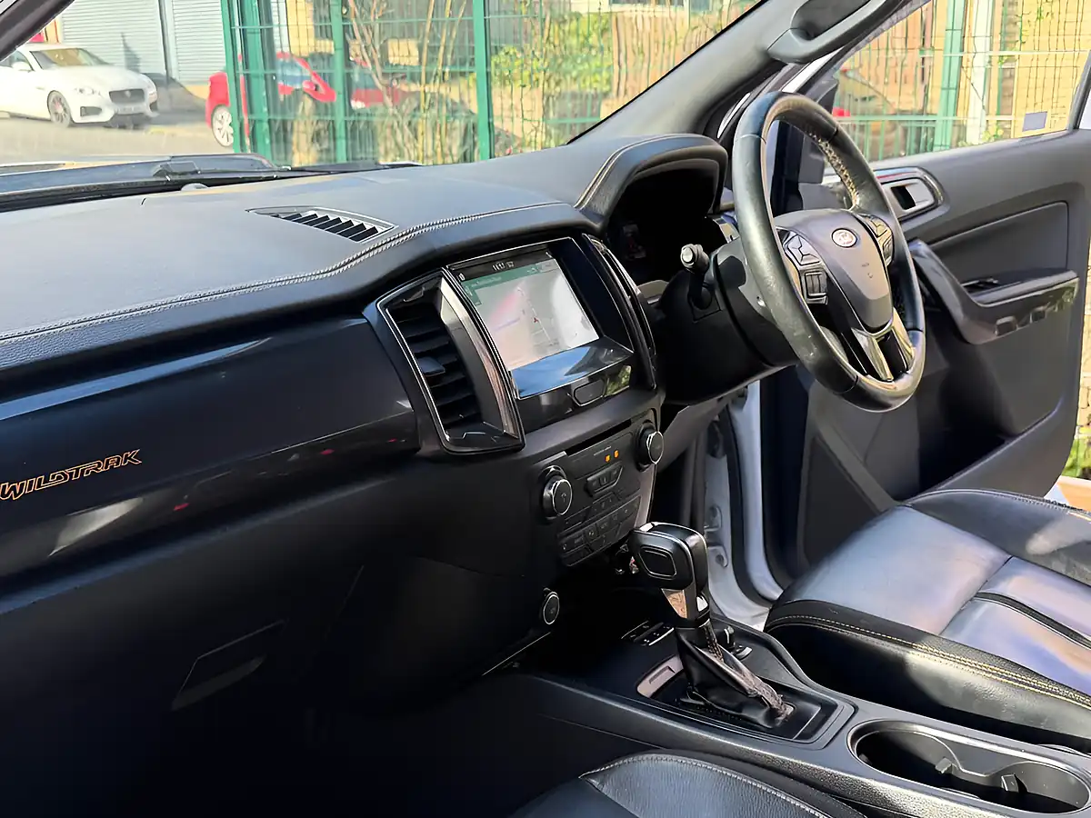 Used 2019 Ford Ranger Wildtrak White - Interior and Exterior details 11