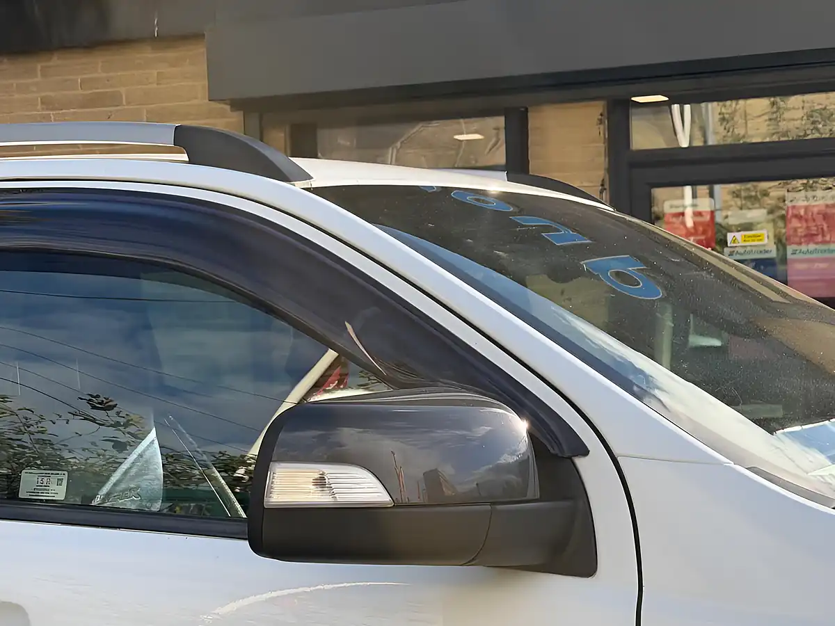 Used 2019 Ford Ranger Wildtrak White - Interior and Exterior details 16