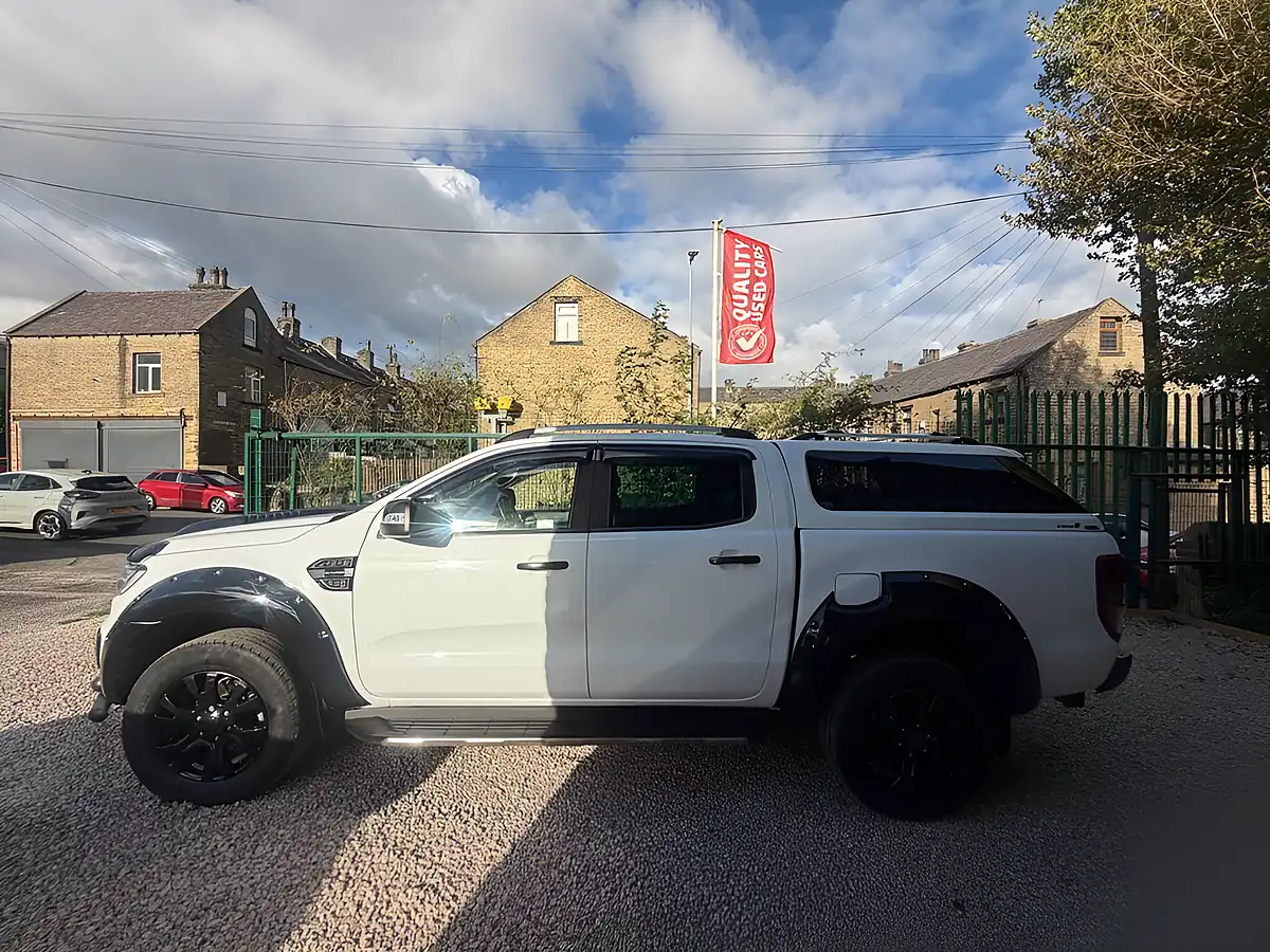 Used 2019 Ford Ranger Wildtrak White - Interior and Exterior details 8