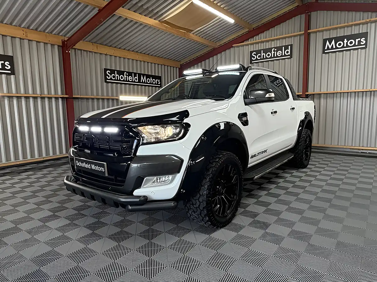 Used 2019 Ford Ranger Wildtrak White - Interior and Exterior details 11