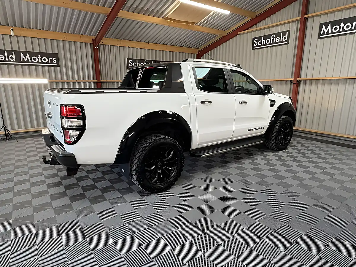 Used 2019 Ford Ranger Wildtrak White - Interior and Exterior details 19