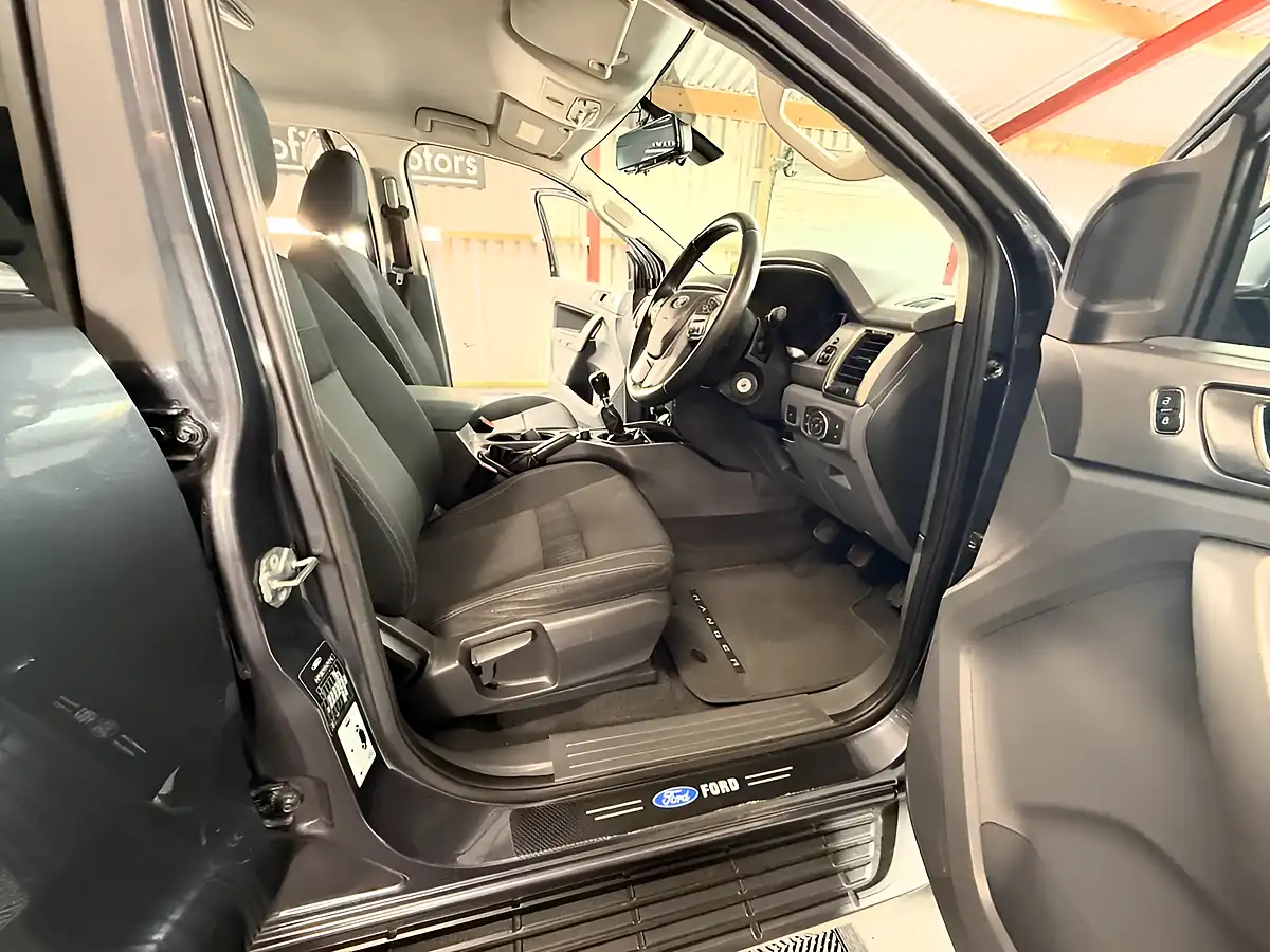Used 2019 Ford Ranger Xlt Grey - Interior and Exterior details 11