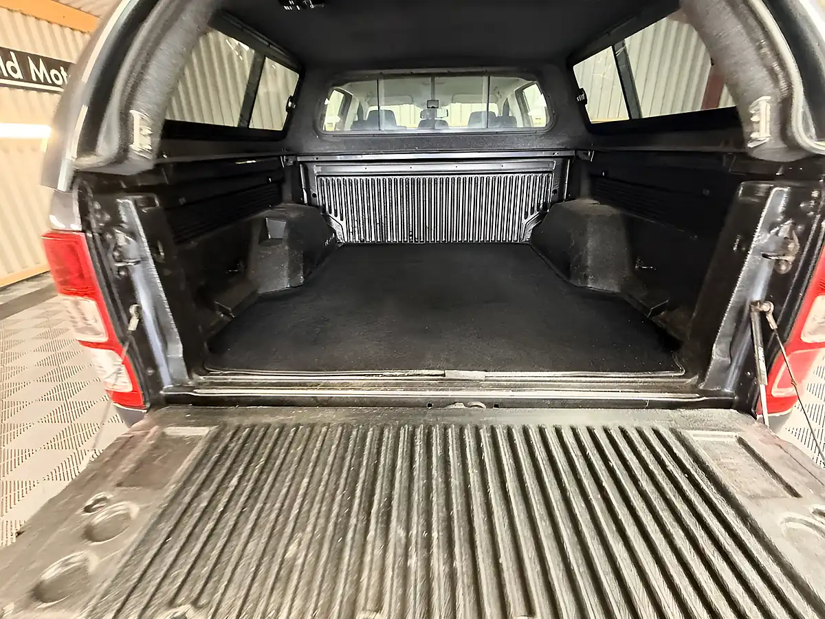 Used 2019 Ford Ranger Xlt Grey - Interior and Exterior details 16