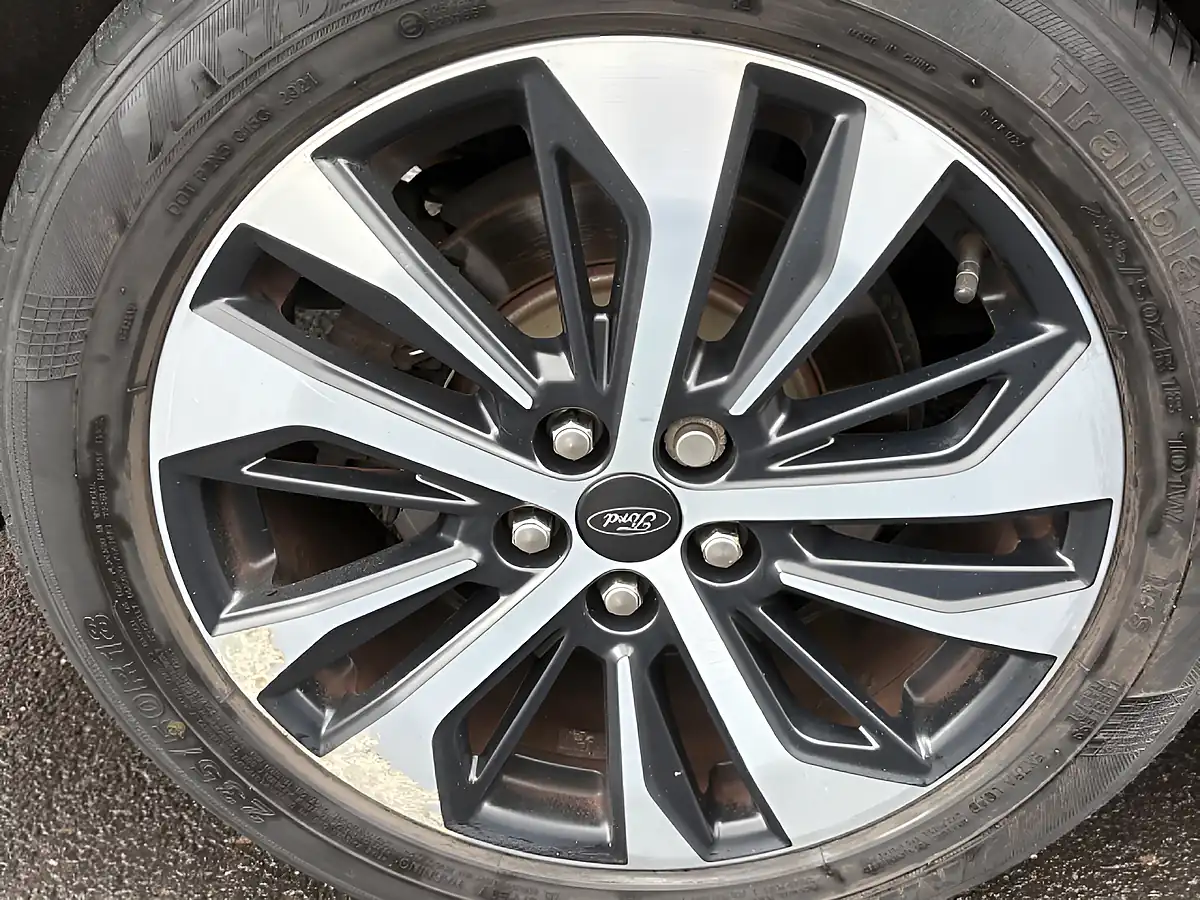 Used 2019 Ford S-Max ST-Line Grey - Interior and Exterior details 14