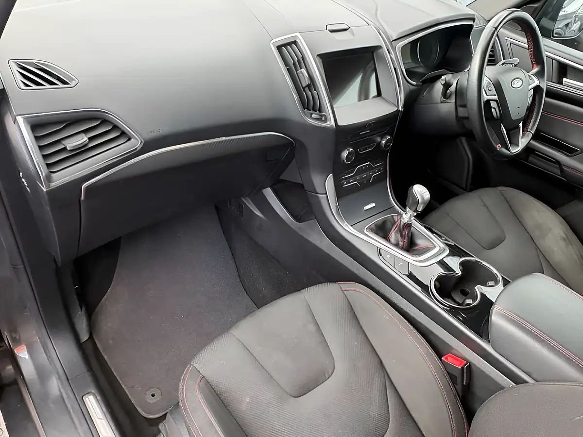 Used 2019 Ford S-Max ST-Line Grey - Interior and Exterior details 2