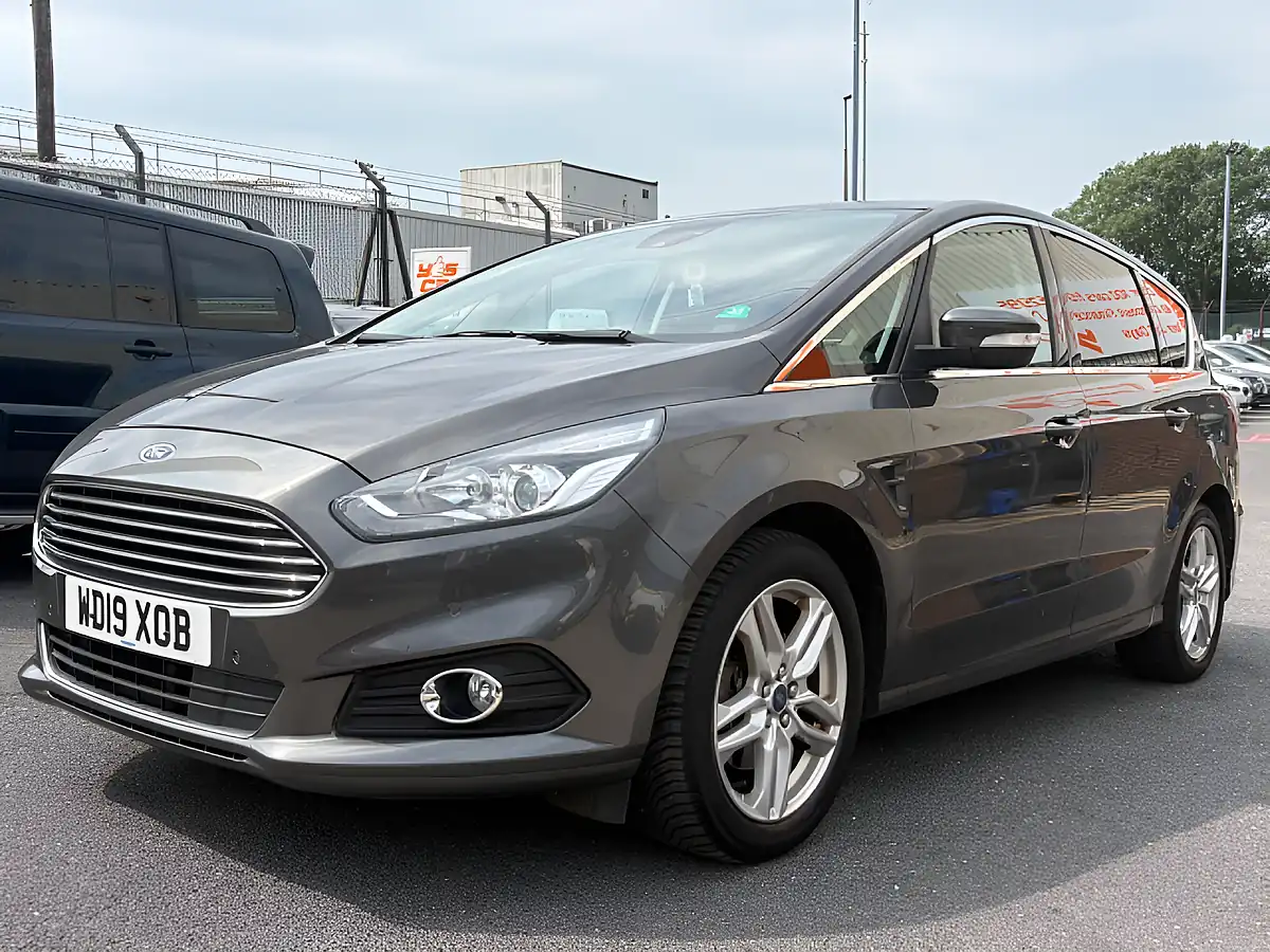 Used 2019 Ford S-Max Titanium Grey - Interior and Exterior details 11