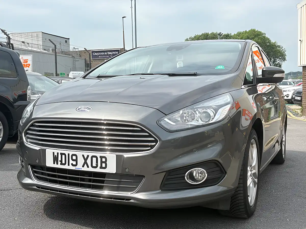 Used 2019 Ford S-Max Titanium Grey - Interior and Exterior details 12