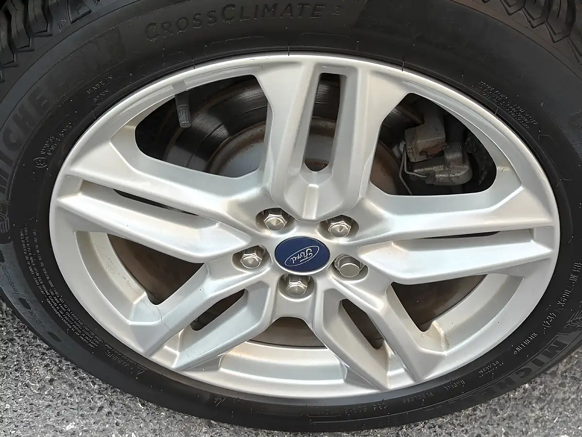 Used 2019 Ford S-Max Titanium Grey - Interior and Exterior details 16