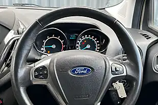 Used 2019 Ford Tourneo Courier Titanium Silver - Interior and Exterior details 10