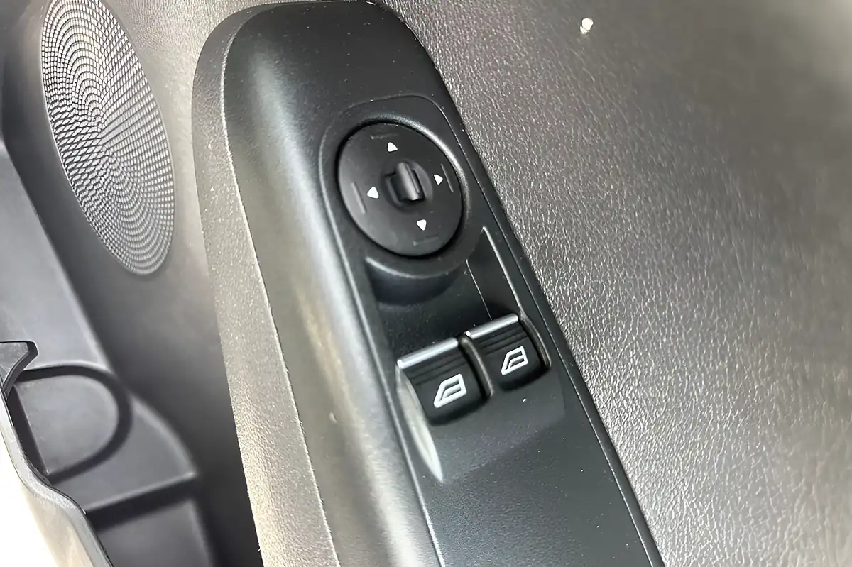 Used 2019 Ford Tourneo Courier Titanium Silver - Interior and Exterior details 17